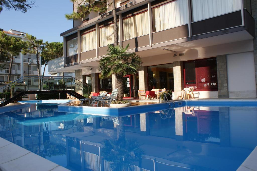 Hotel Corona Hotel