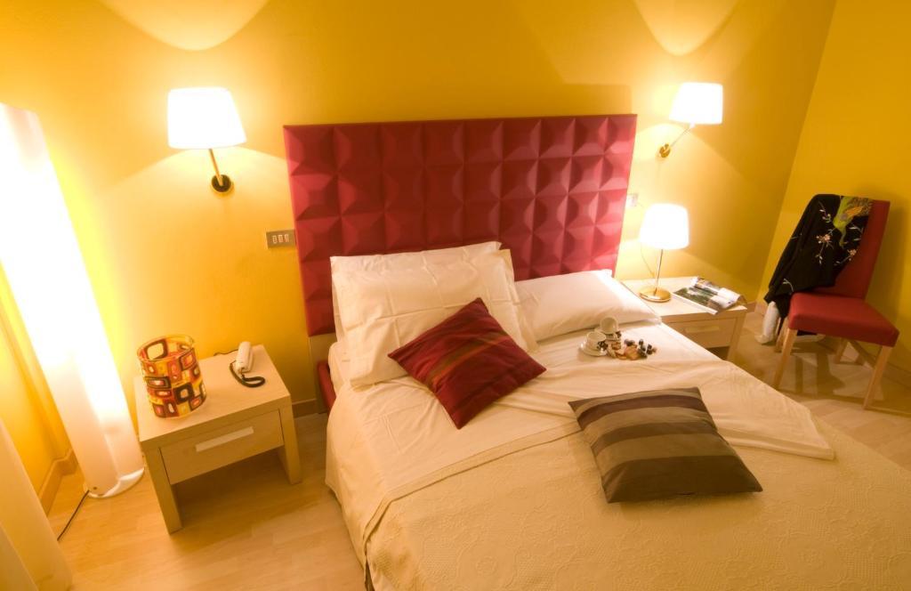 Hotel Corona